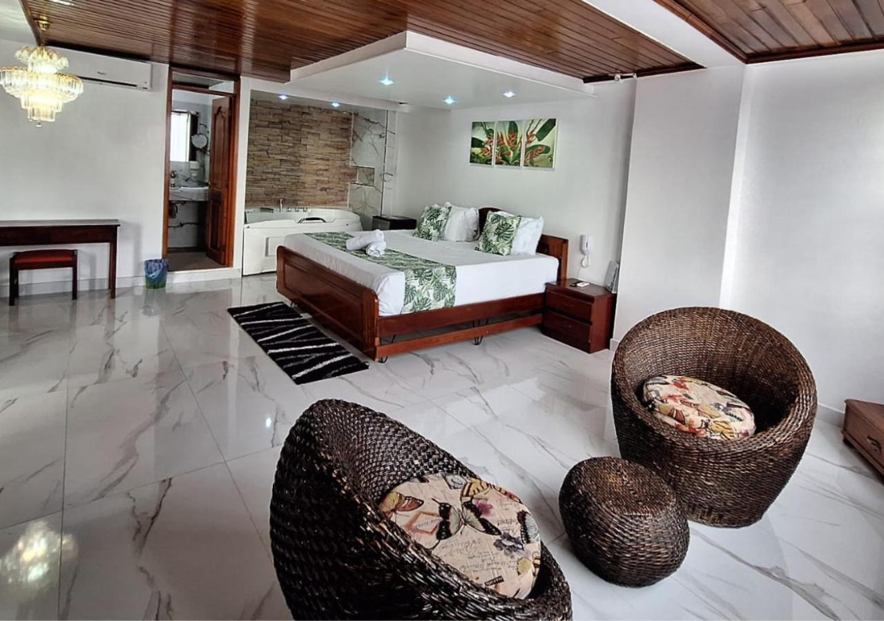 Hotel Yurupary Amazonas Leticia Exterior photo